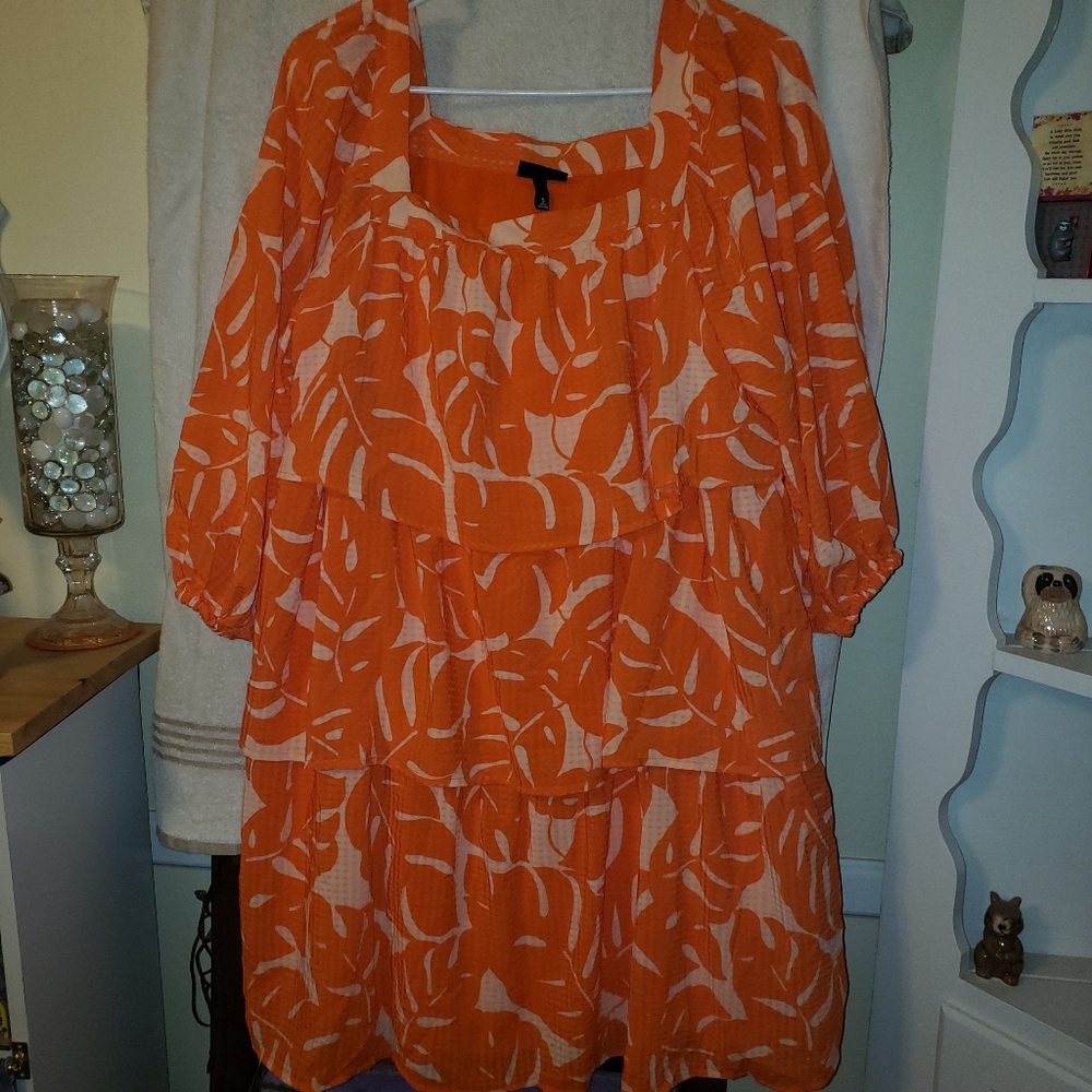 Nwt small orange dress